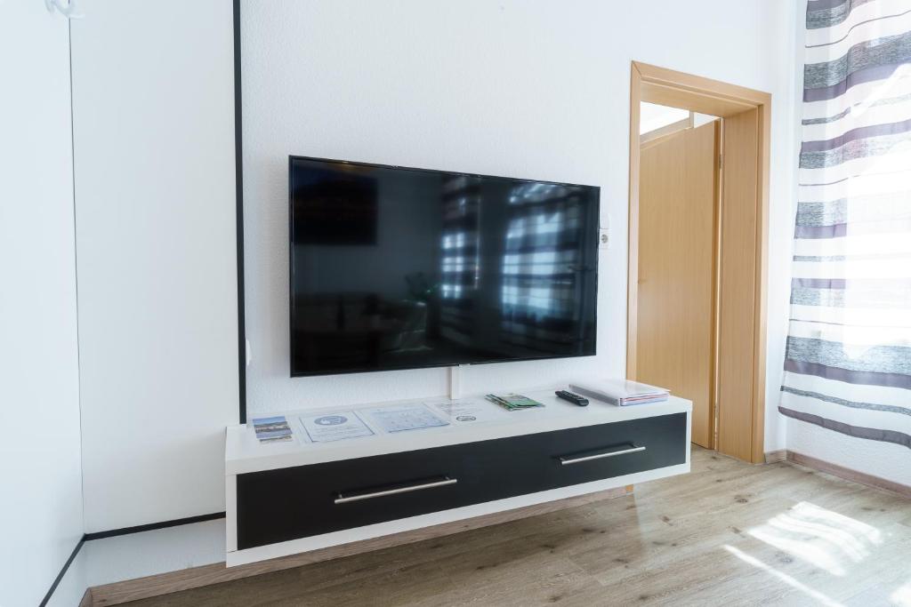 Ferienwohnungen Pham room 4
